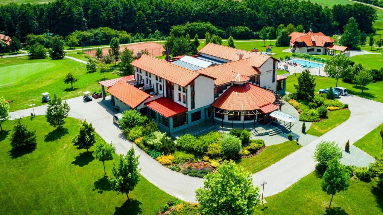 Hotel Forest Hills Zirc Exterior foto
